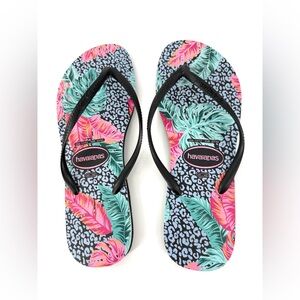 Havaianas Black and Multicolor Leaf Tropical Flip Flops Size 11/12
